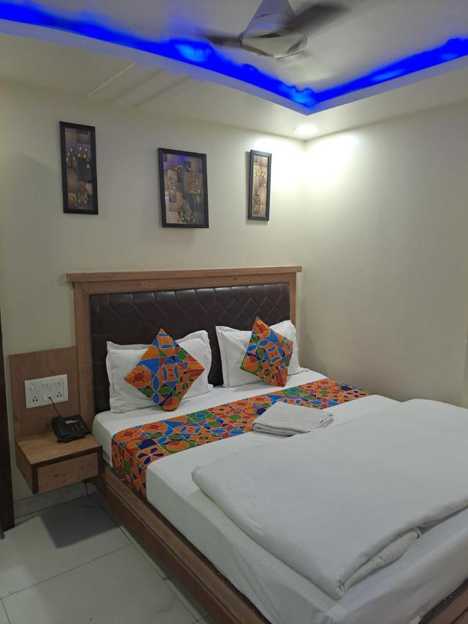 Hotel Sarthak Palace - By Pooja Hospitality New Delhi Luaran gambar