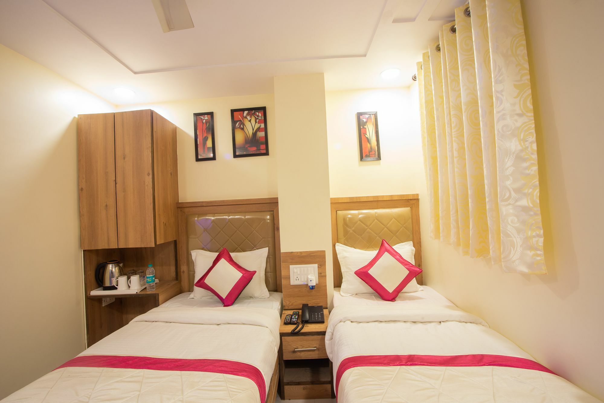 Hotel Sarthak Palace - By Pooja Hospitality New Delhi Luaran gambar